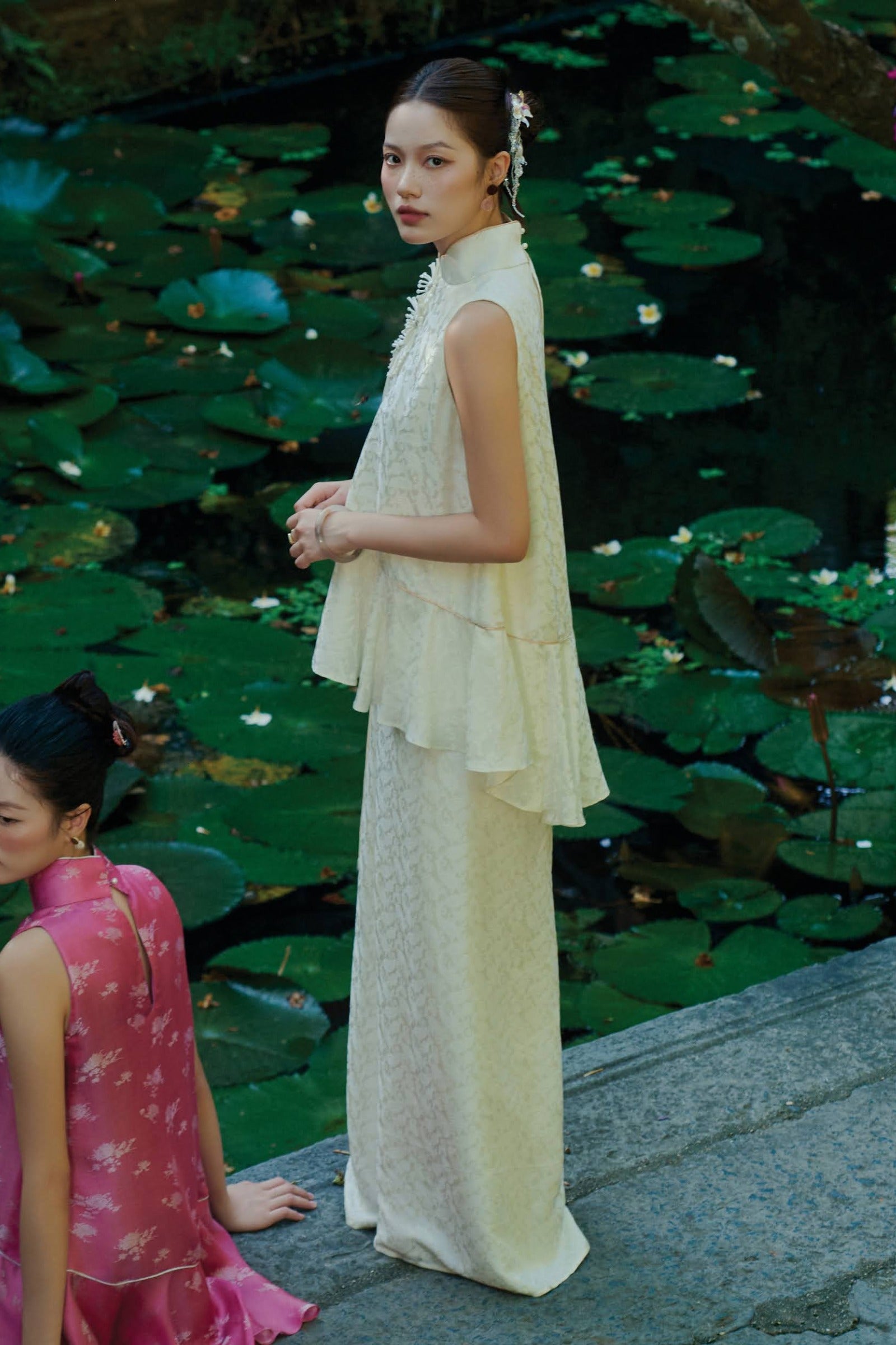Ha Linh High Neck Set