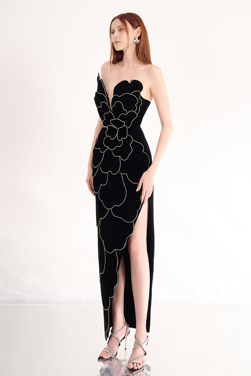 Baylor Pegged Sweetheart Neck Velvet Maxi Dress