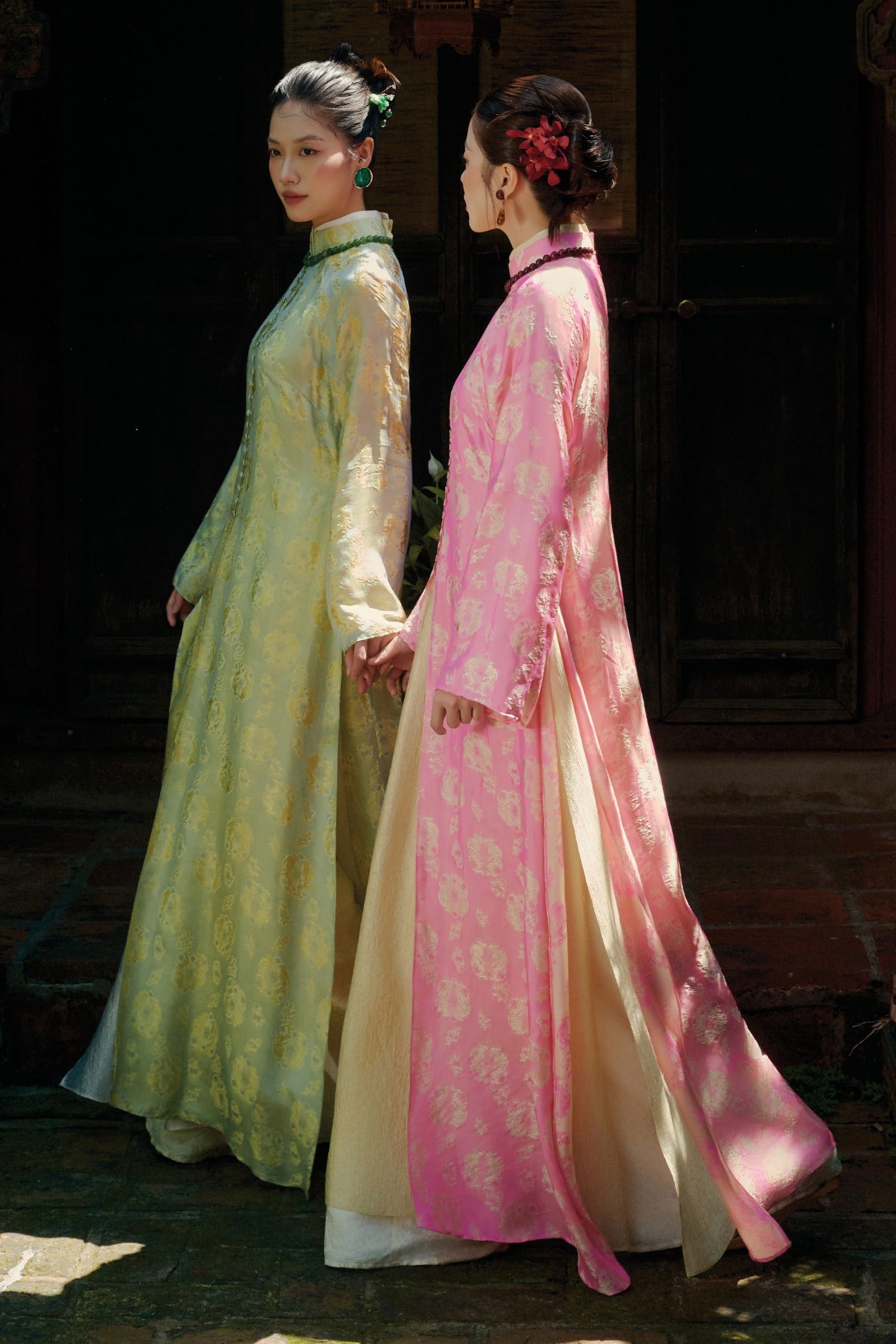 Ha Bich Button Ao Dai Set