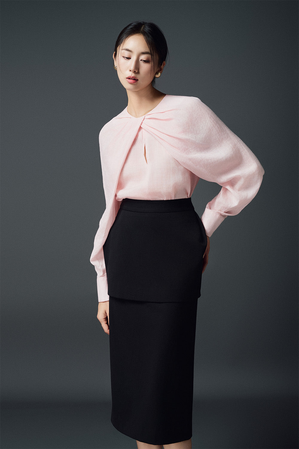 Remi Straight Cuff Sleeved Linen Top