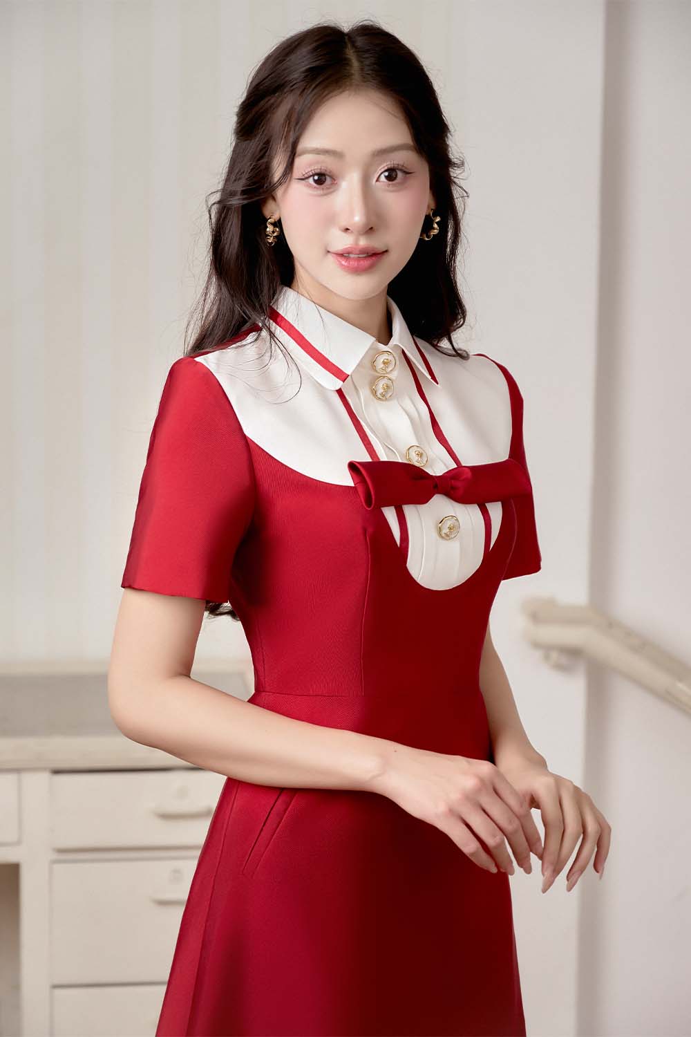 Redlie A-line Collared Neck Taffeta Midi Dress