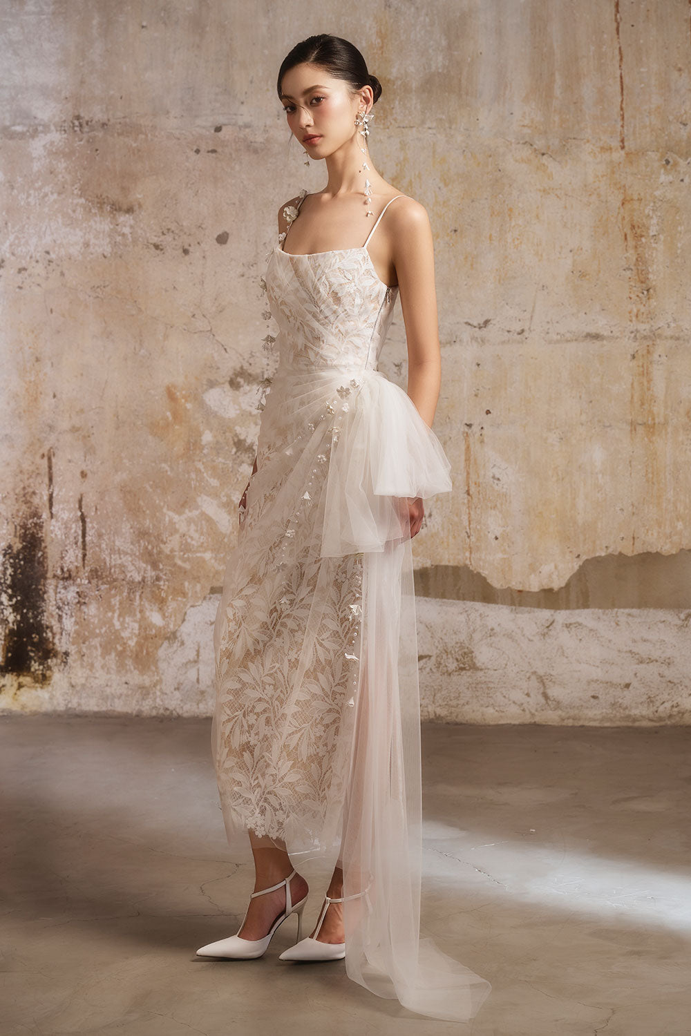 Dammi Sheath Spaghetti Strap Lace Midi Dress