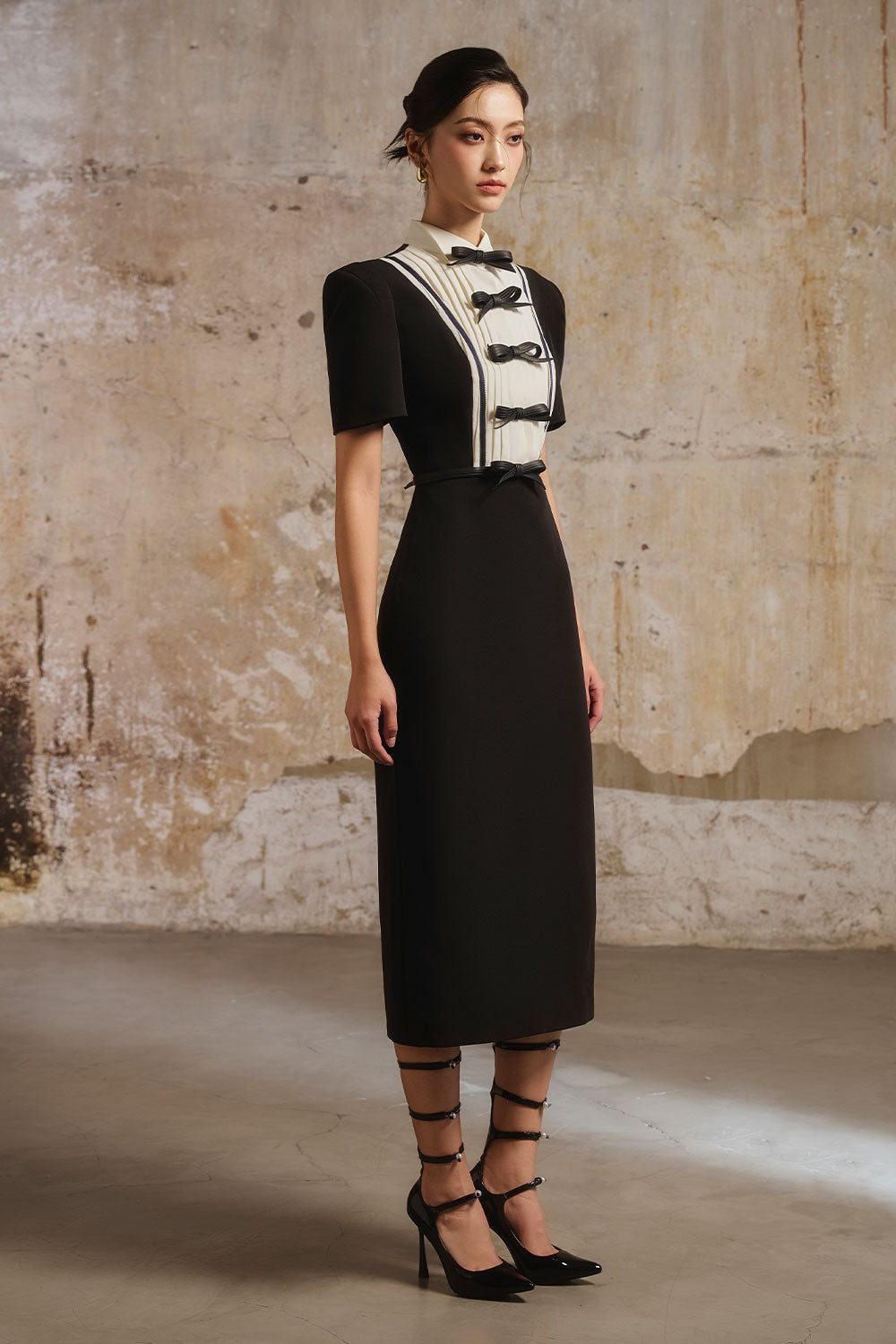 Hollen Sheath Pleated Chest Linen Cotton Midi Dress