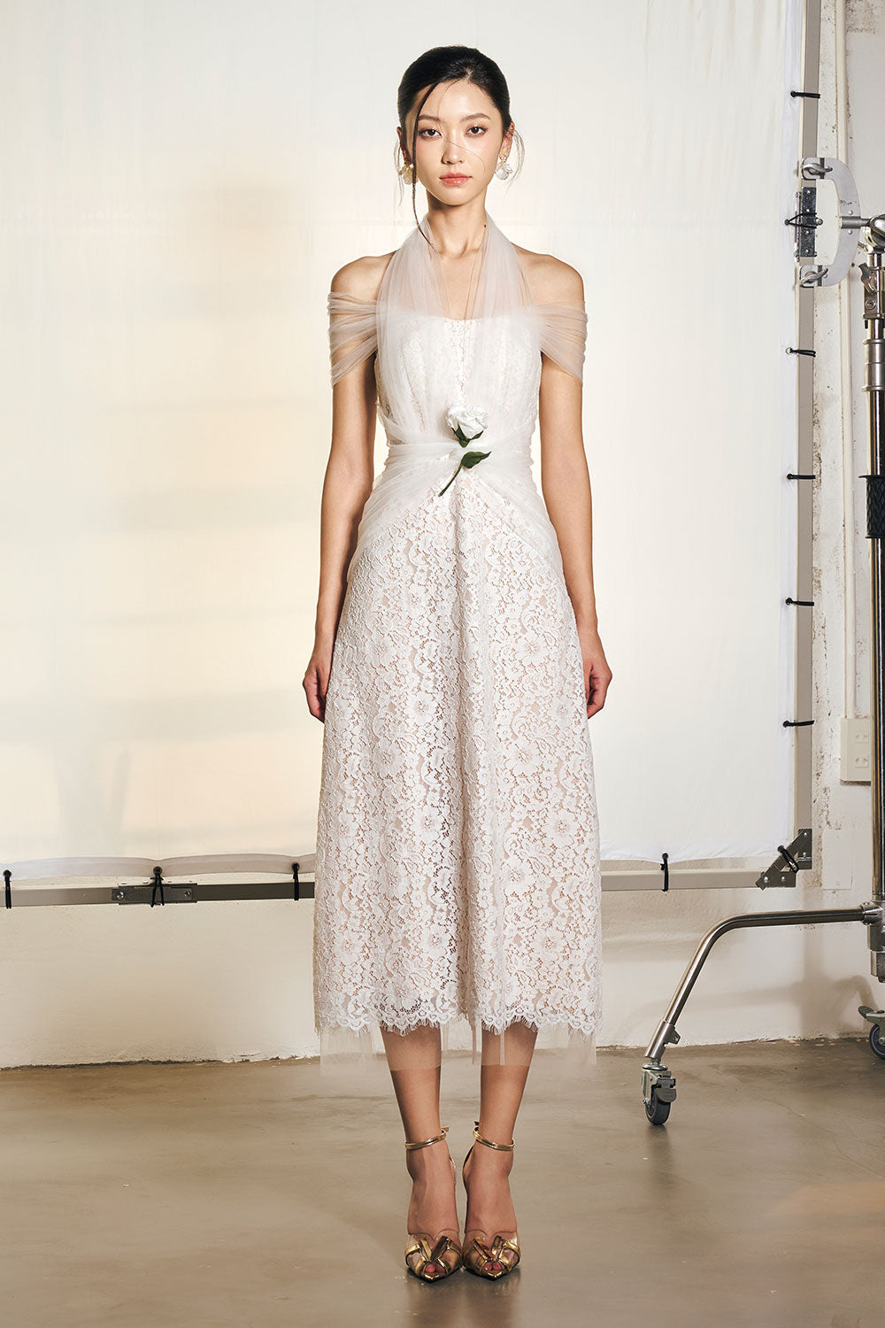 Dairy A-line Flower Applique Mesh Lace Midi Dress