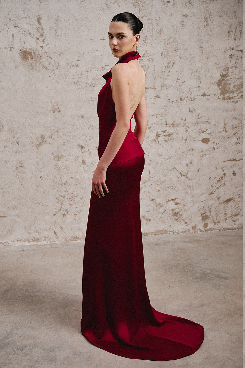 Aspartam Mermaid Halter Neck Silk Satin Floor Length Dress