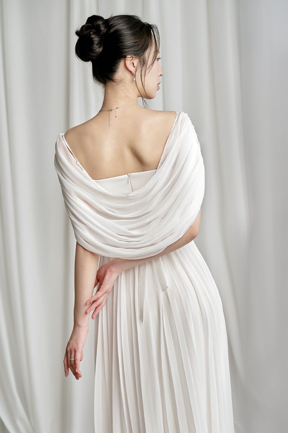 Heela A-line Off-Shoulder Chiffon Midi Dress