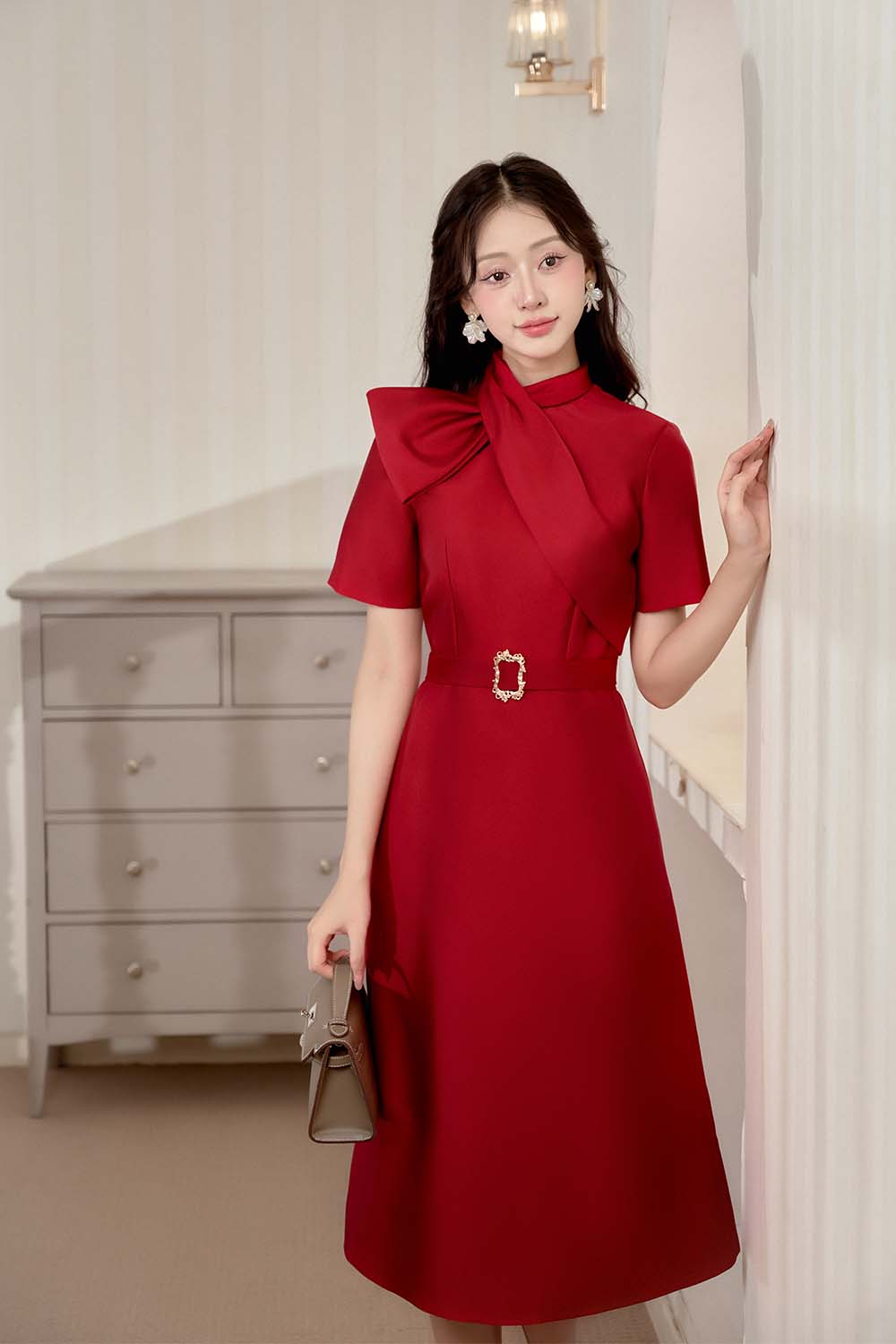 Chrison A-line Tie Neck Taffeta Midi Dress