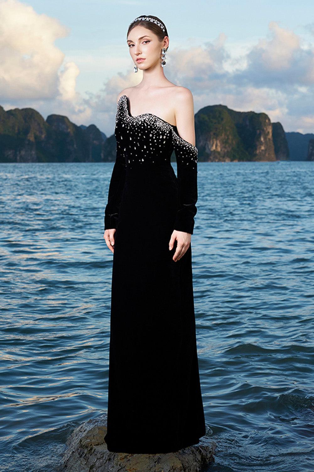 Lucero Sheath Asymmetric Neck Velvet Floor Length Dress