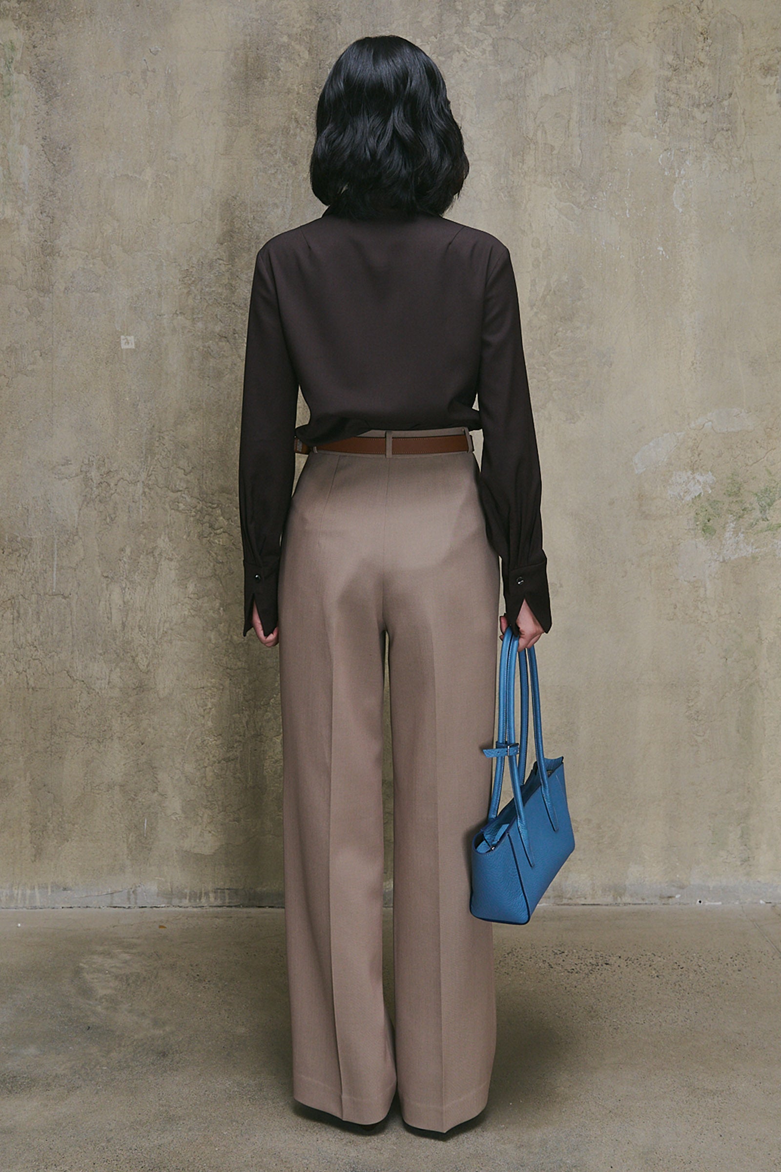 Velin Cuff Sleeve Shirt