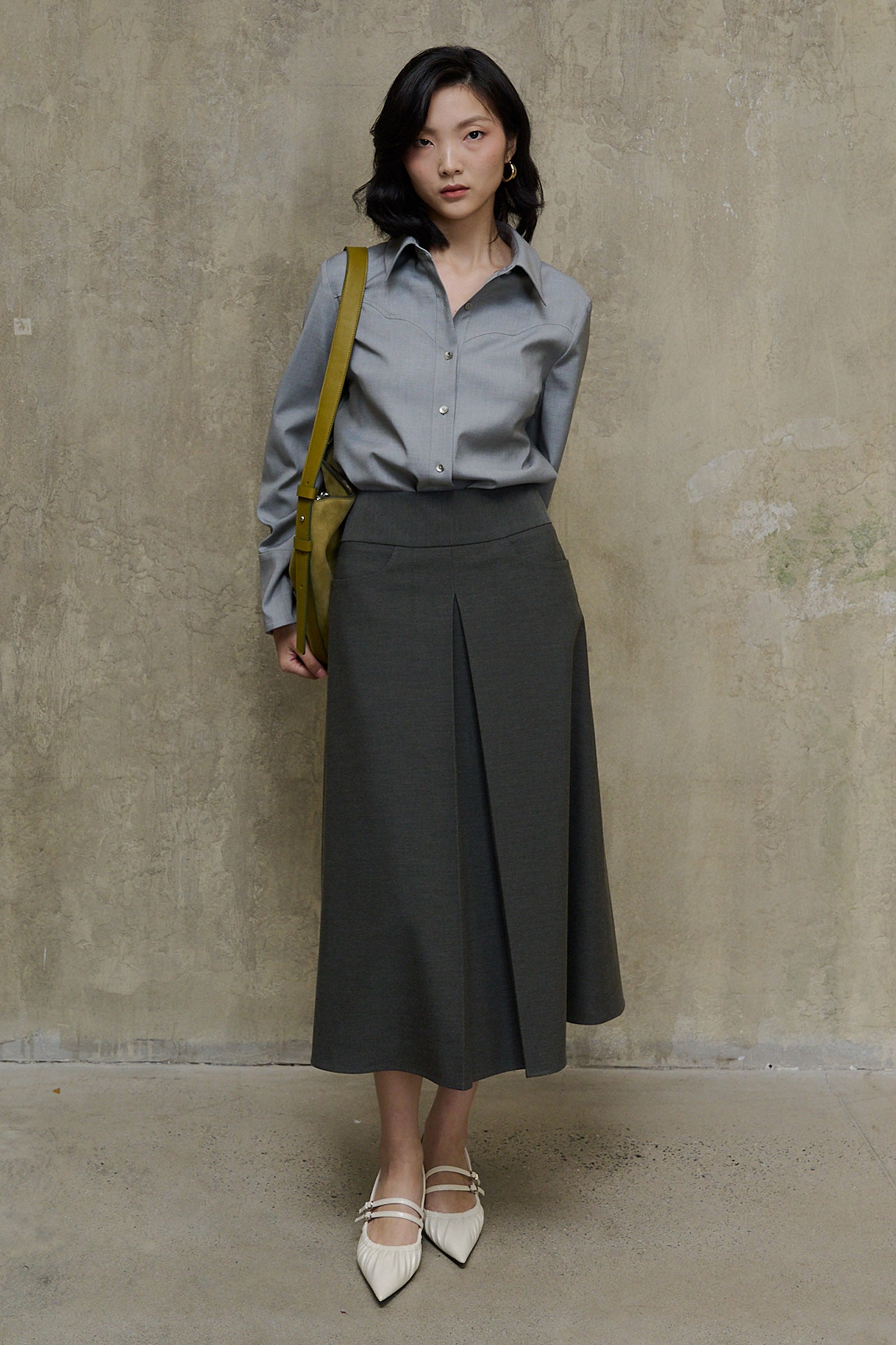 Velin Cuff Sleeve Shirt