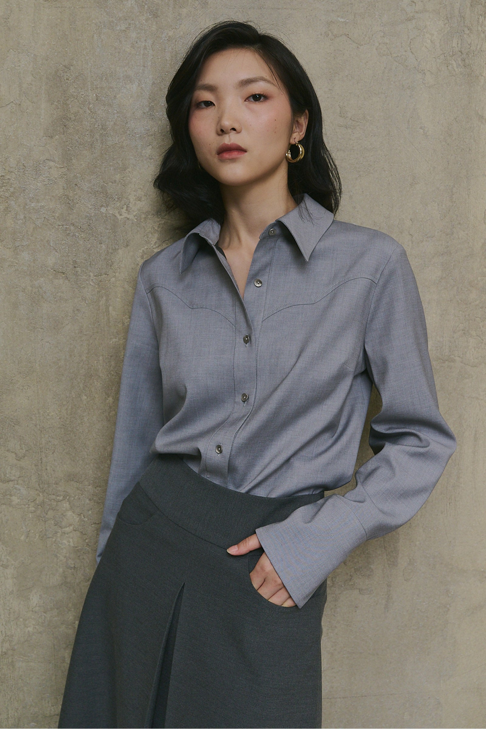 Velin Cuff Sleeve Shirt