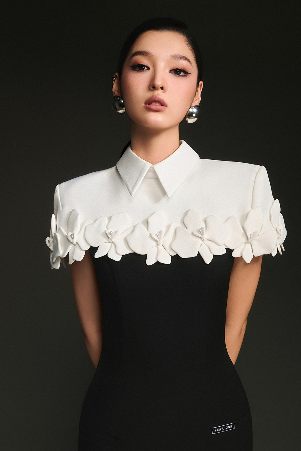 Vesper Applique Cape - MEAN BLVD