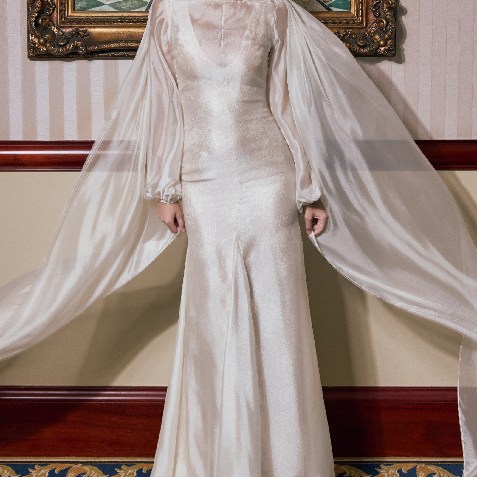 Voile D'éther Applique Maxi Dress