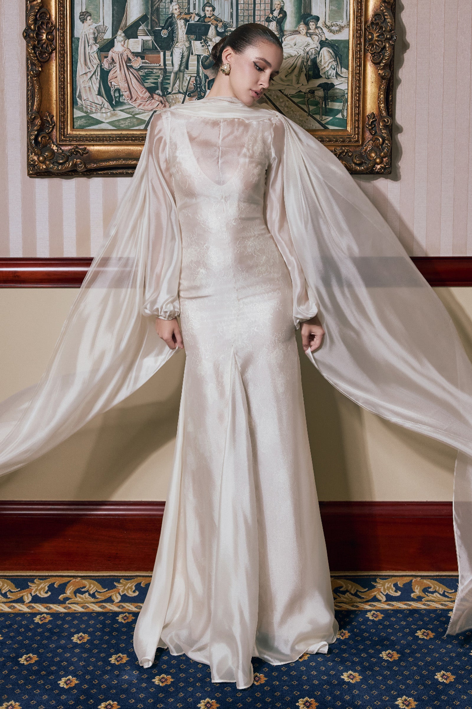 Voile D'éther Applique Maxi Dress