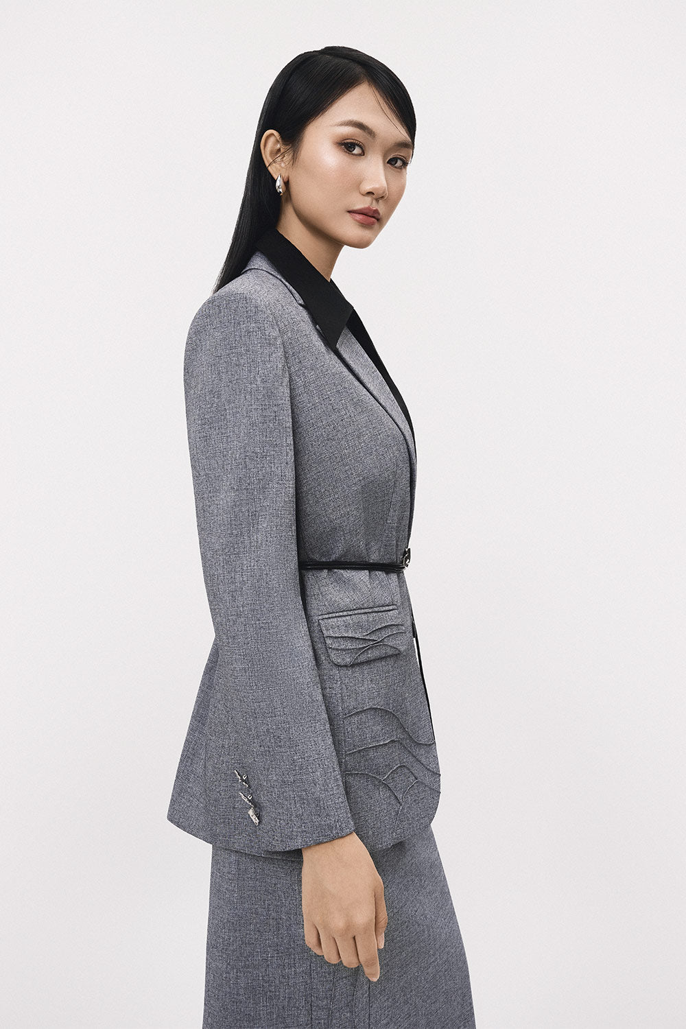 Tinh Straight Notch Lapel Polyester Blazer