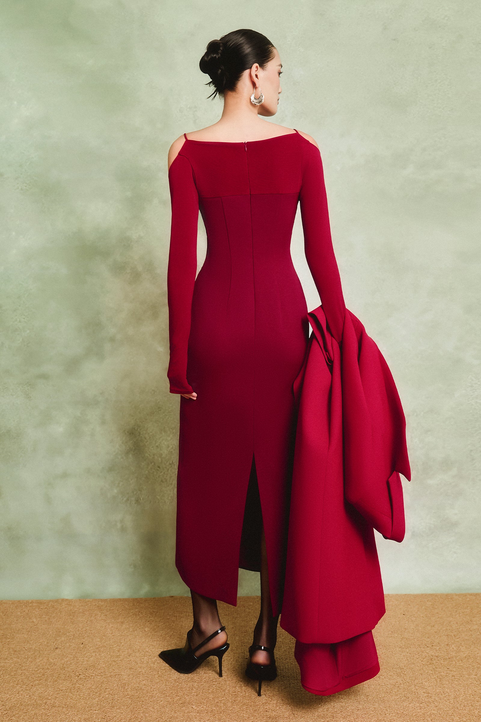 Seina Cold Shoulder Sleeve Metal Midi Dress