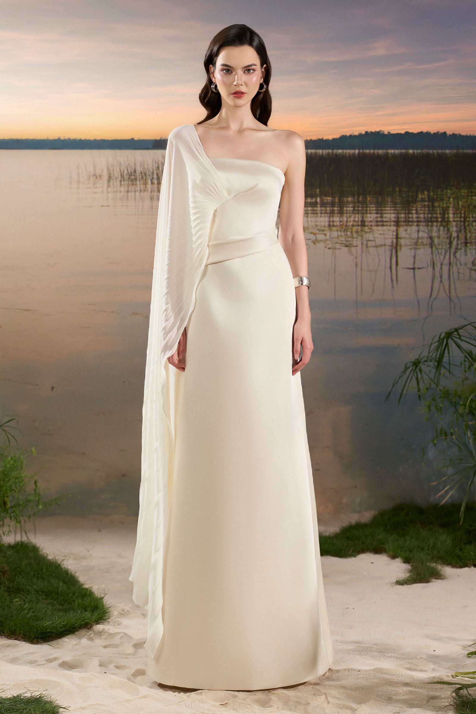 Zina Asymmetric Sleeve Maxi Dress - MEAN BLVD