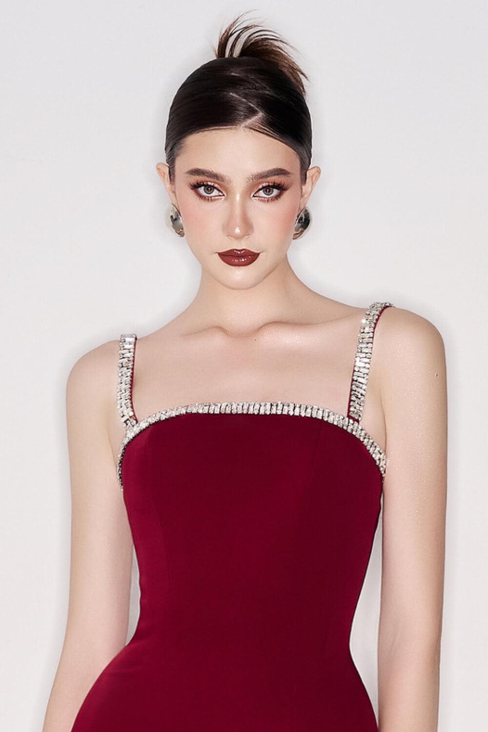 Acosta Sheath Square Neck Crepe Below The Knee Dress - MEAN BLVD