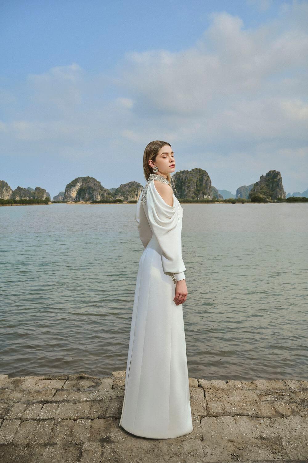 Adelina Sheath Halter Neck Satin Maxi Dress - MEAN BLVD