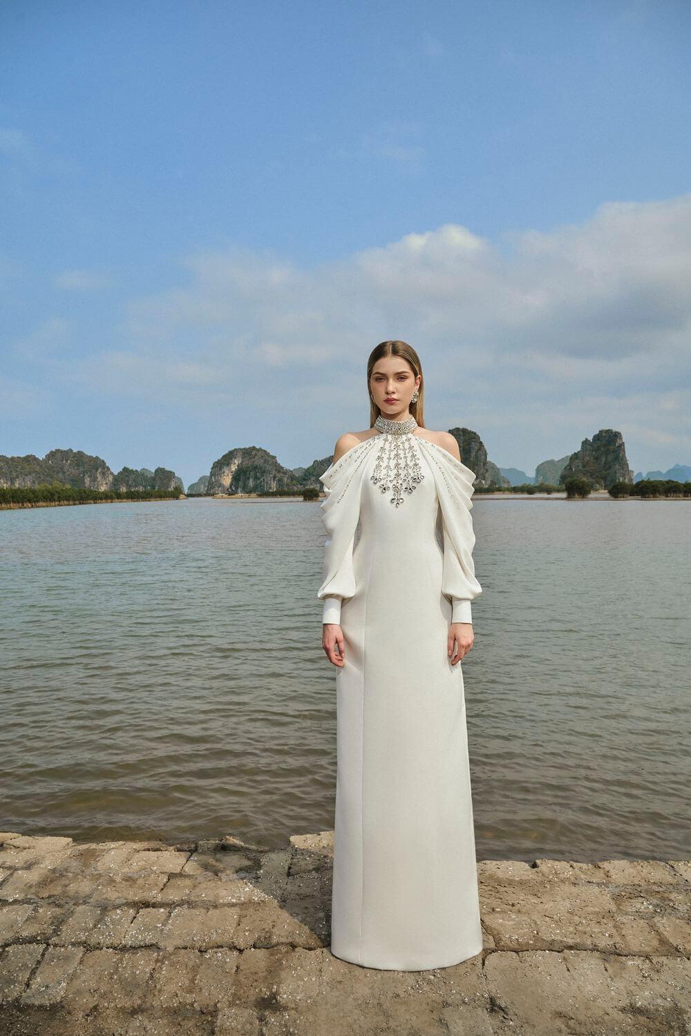 Adelina Sheath Halter Neck Satin Maxi Dress - MEAN BLVD