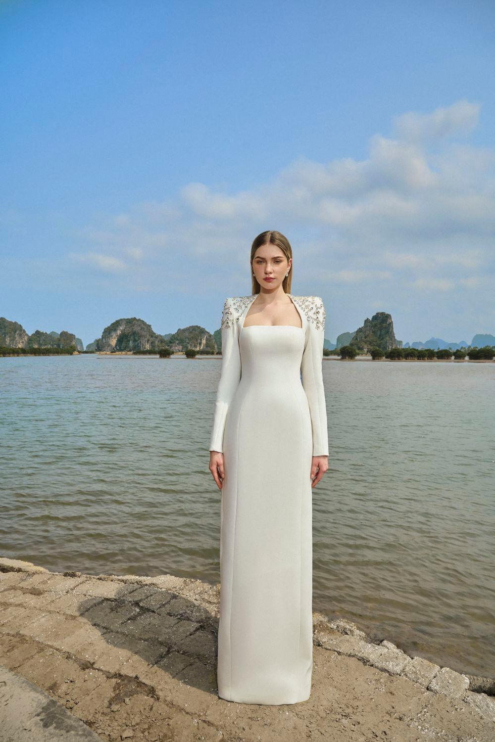 Adeline Bodycon Long Sleeved Crepe Floor Length Dress - MEAN BLVD