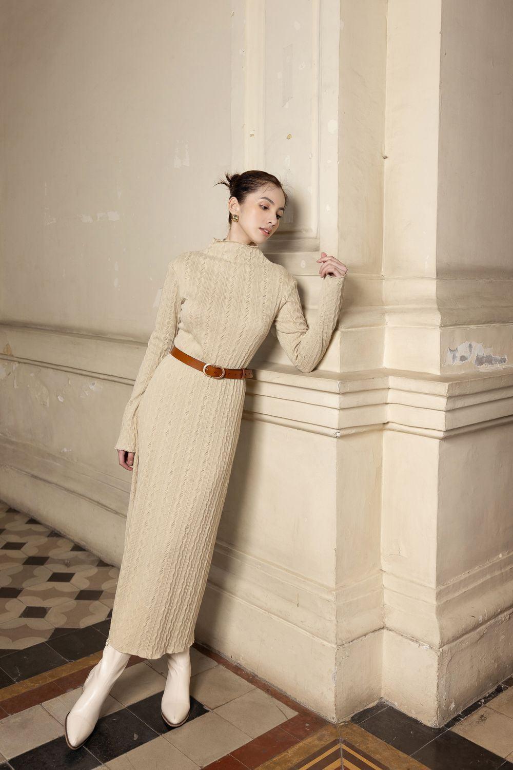 Women's Adeline Straight Long Sleeved Knit Maxi Dress XS/S/M/L Beige MEAN BLVD L / Beige Women's Adeline Straight Long Sleeved Knit Maxi Dress XS/S/M/L Beige MEAN BLVD L / Beige