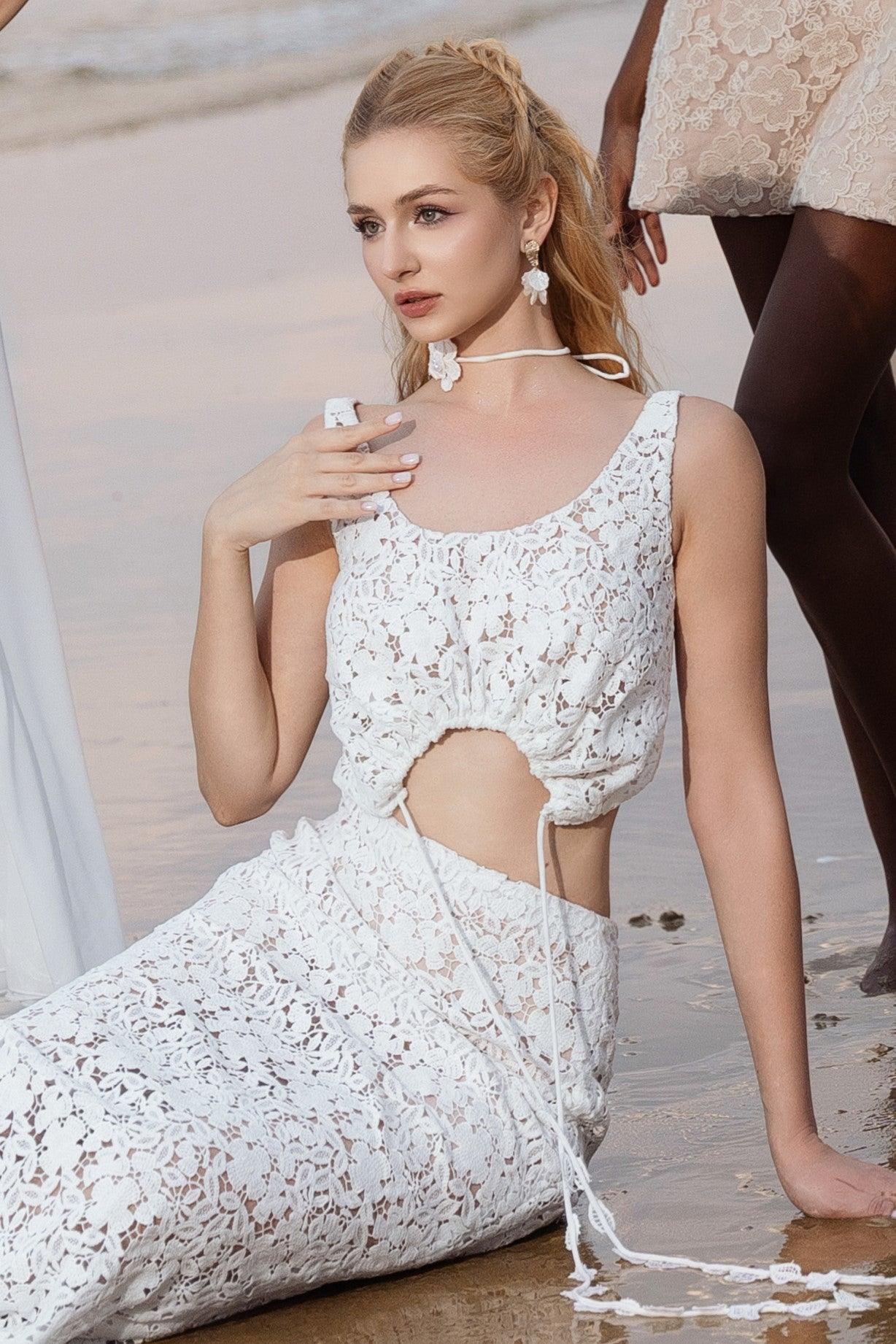 Alma Cropped Sleeveless Silk Lace Top - MEAN BLVD