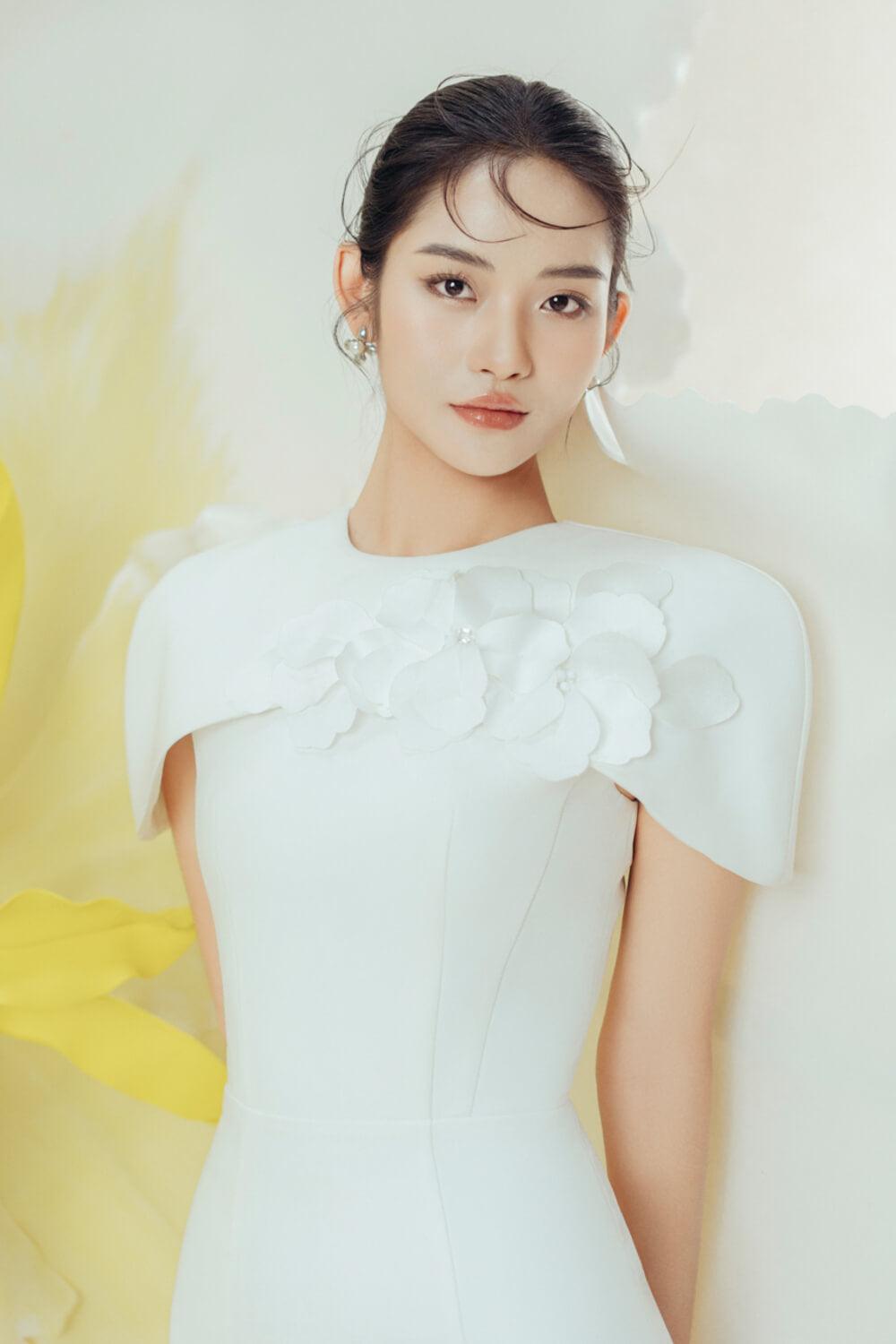 Almira Trumpet Round Neck Polycotton Midi Dress - MEAN BLVD