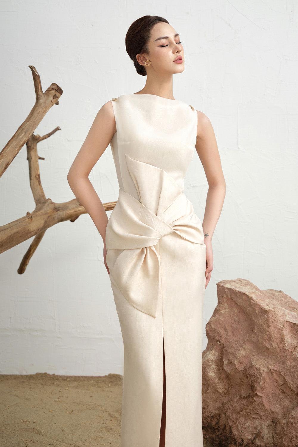 white christmas dresses Betsy & Adam Long Metallic Crinkle Drape Gown Women's Dress Gold/Silver : 8 main image 1
