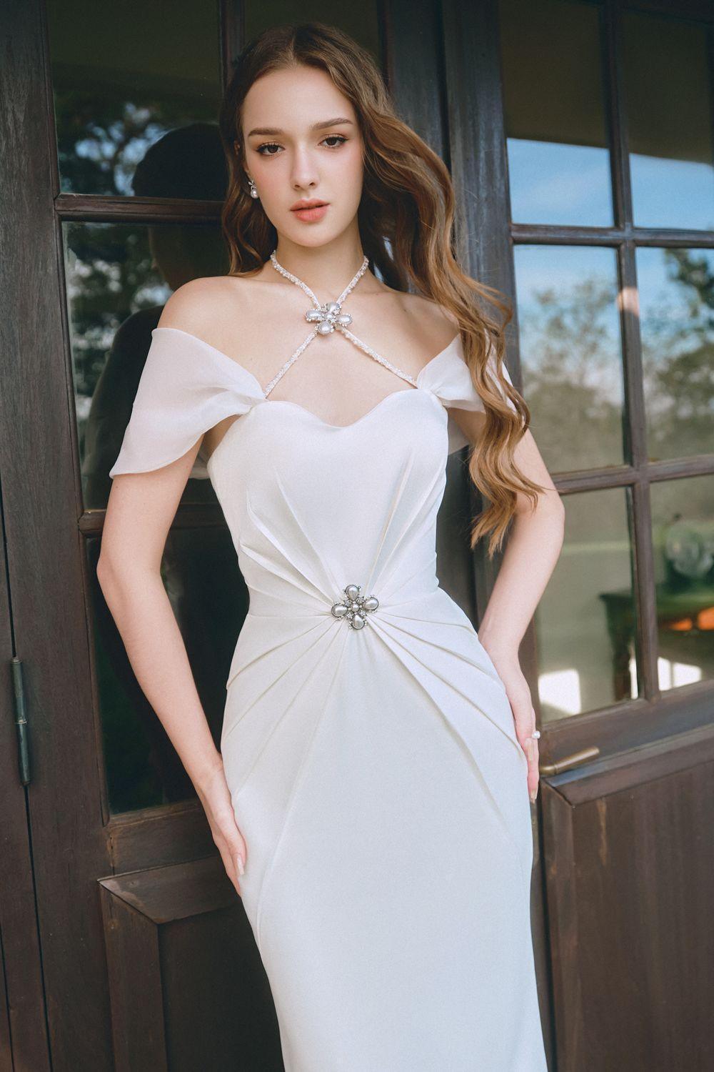 Amelia Sheath Halter Neck Silk Ankle Length Dress - MEAN BLVD