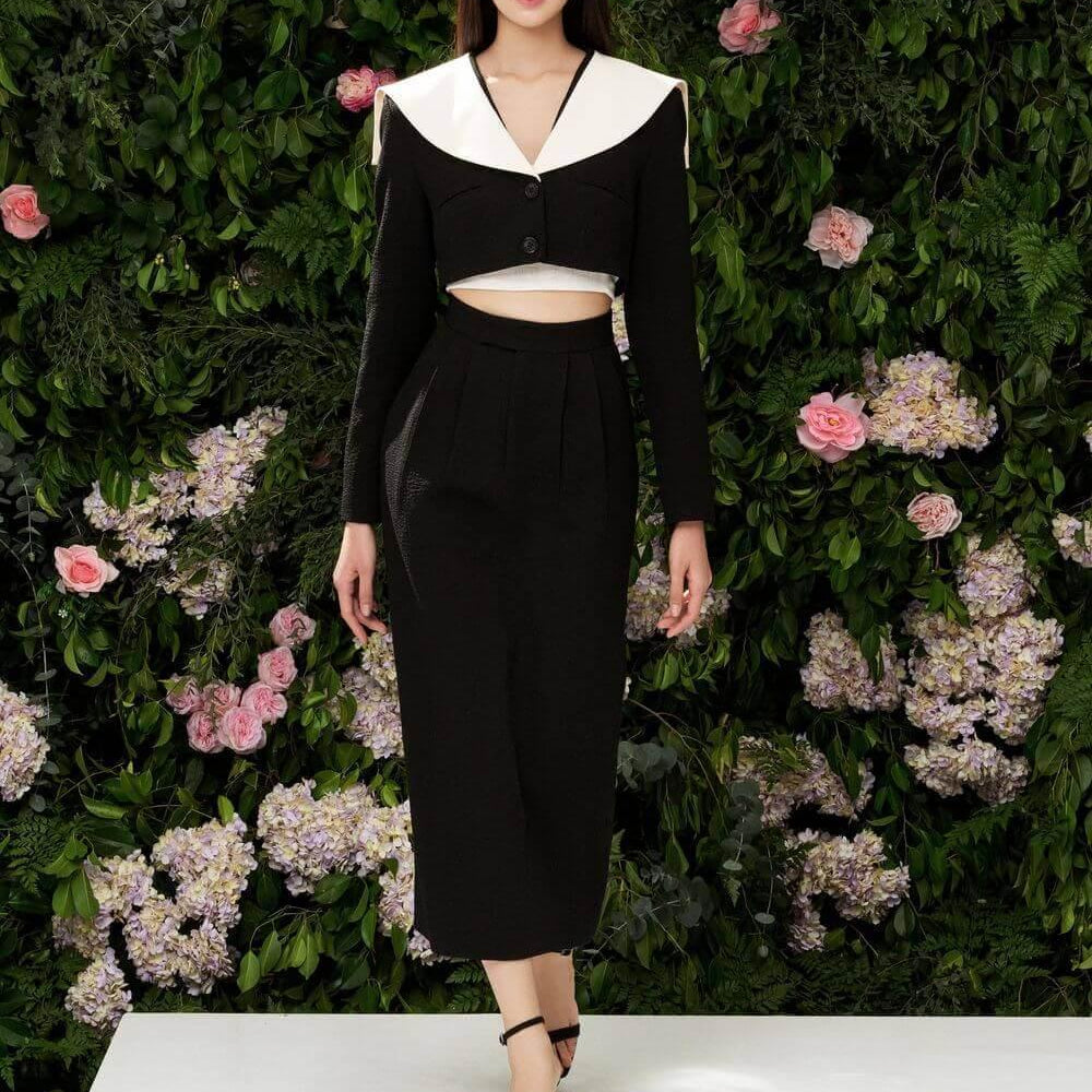 Amira Cape V-Neck Wool Crop Top - MEAN BLVD