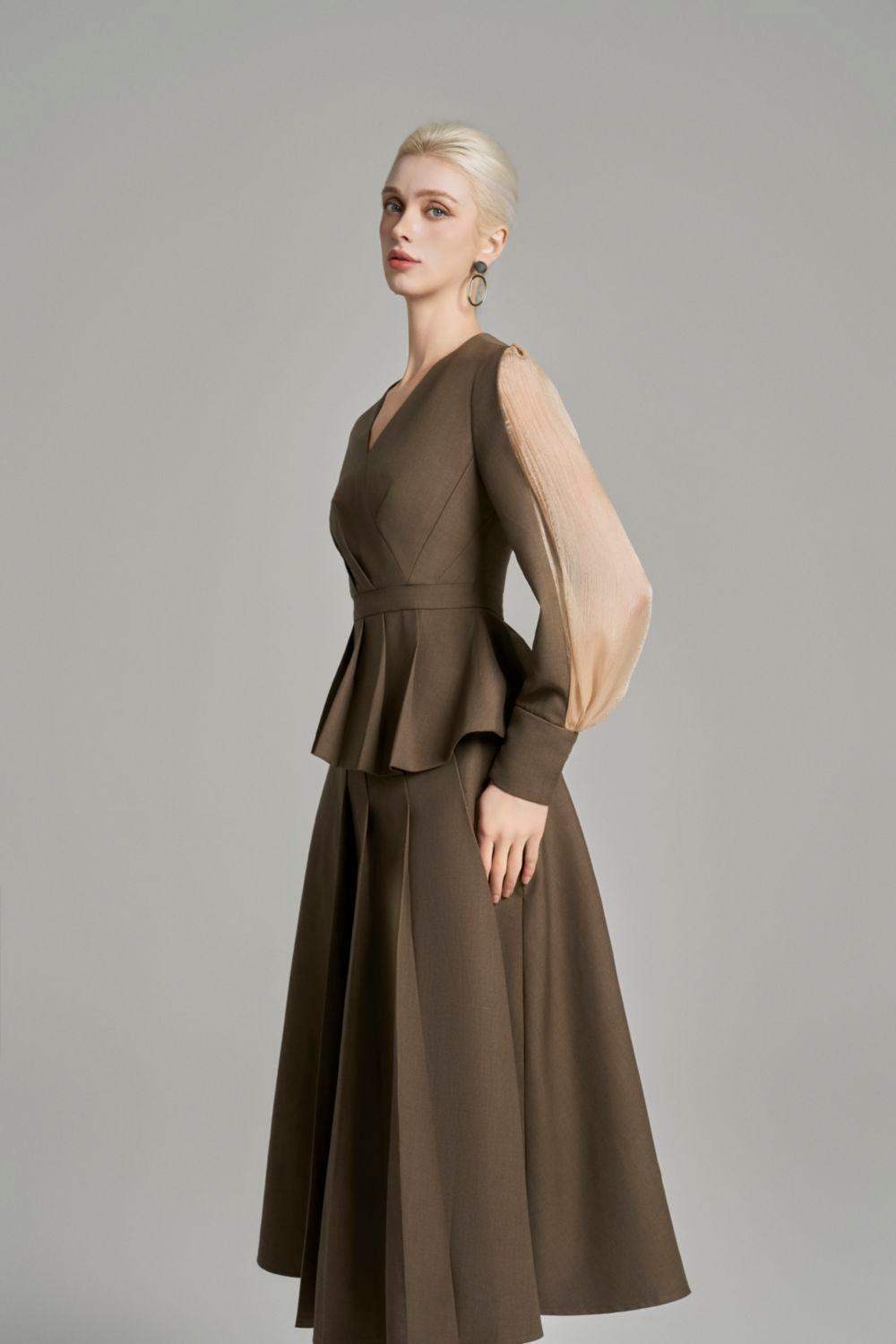 Andi Peplum V-Neck Cotton Blend Top - MEAN BLVD