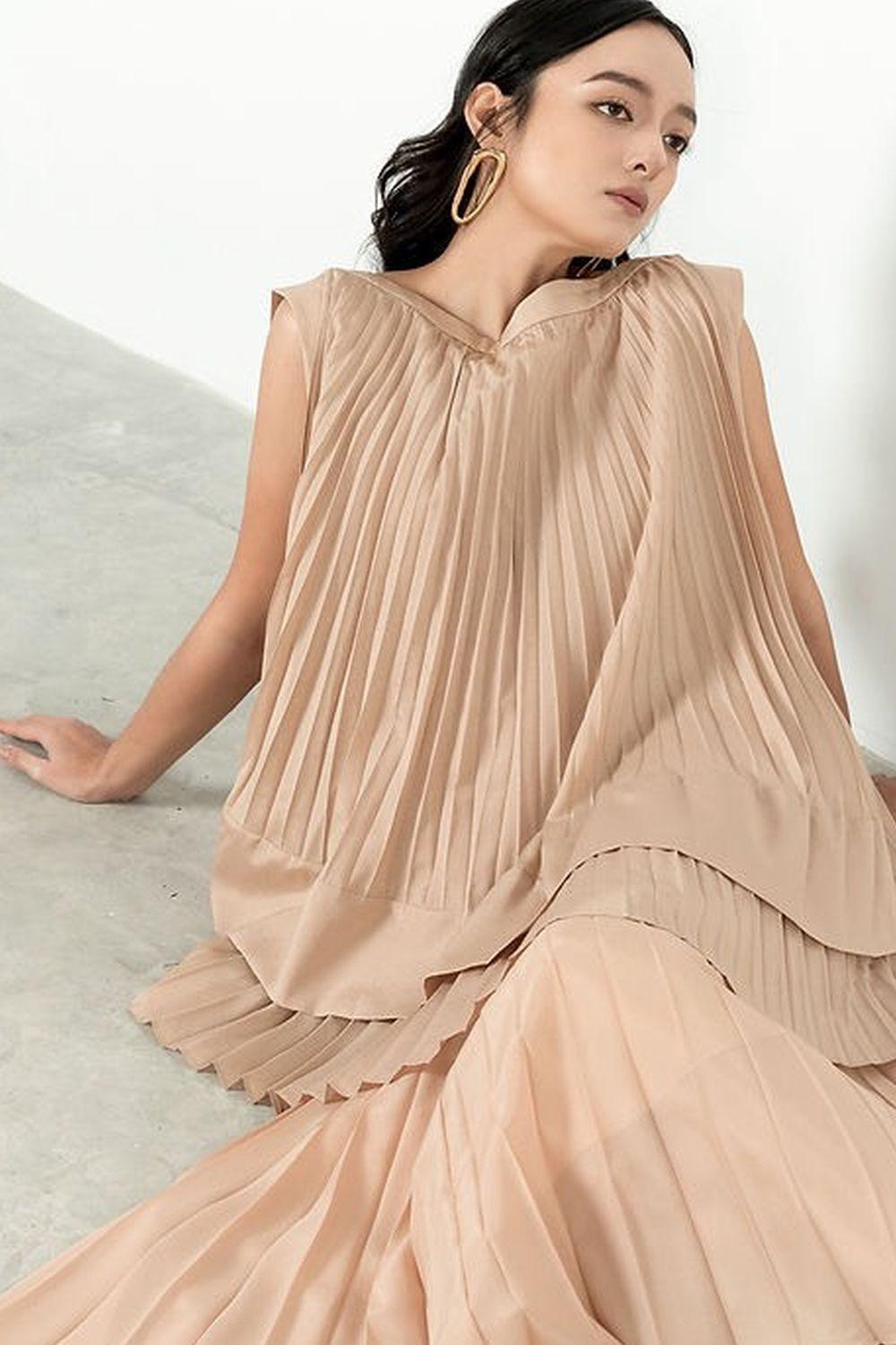 Andrea Pleated Flared Polyester Top - MEAN BLVD