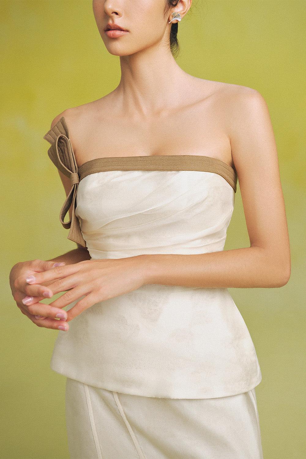 Anh Peplum Straight Across Neck Linen Top - MEAN BLVD