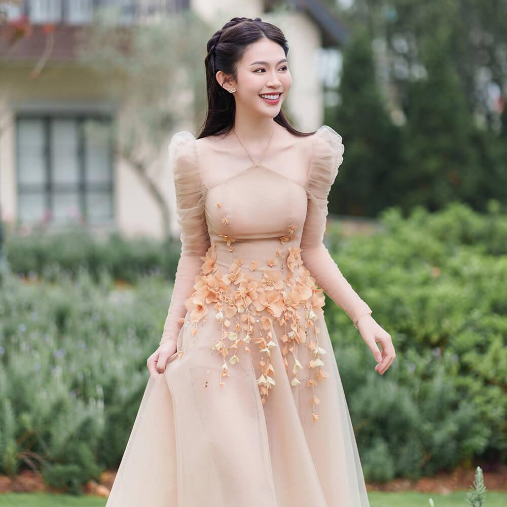 Avery Fit and Flare Pleated Sleeved Mesh Floor Length Dress - MEAN BLVD