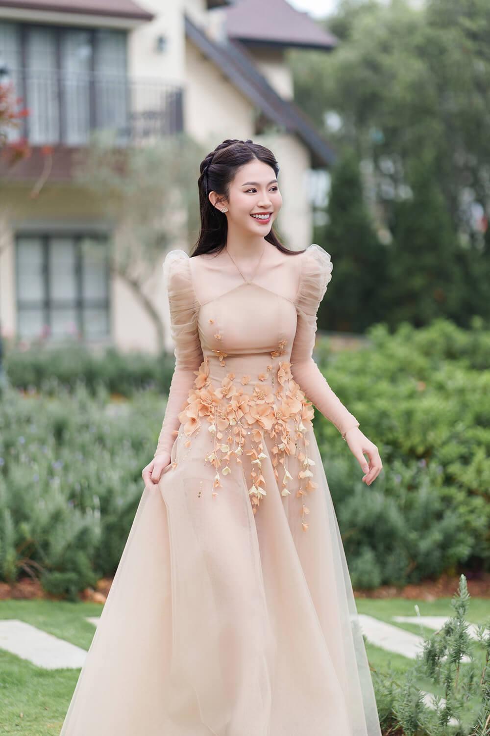 Avery Fit and Flare Pleated Sleeved Mesh Floor Length Dress - MEAN BLVD