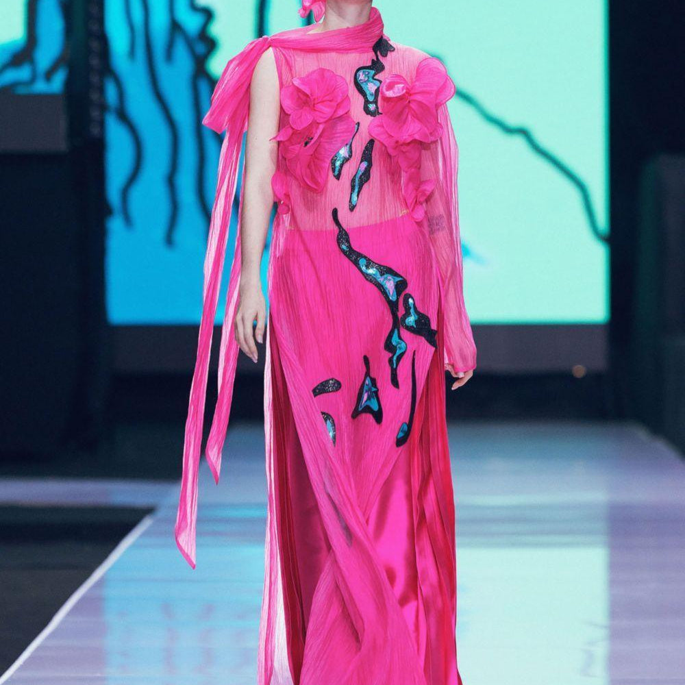 Blooming Straight Flower Applique Organza Crepe Floor Length Ao Dai - MEAN BLVD