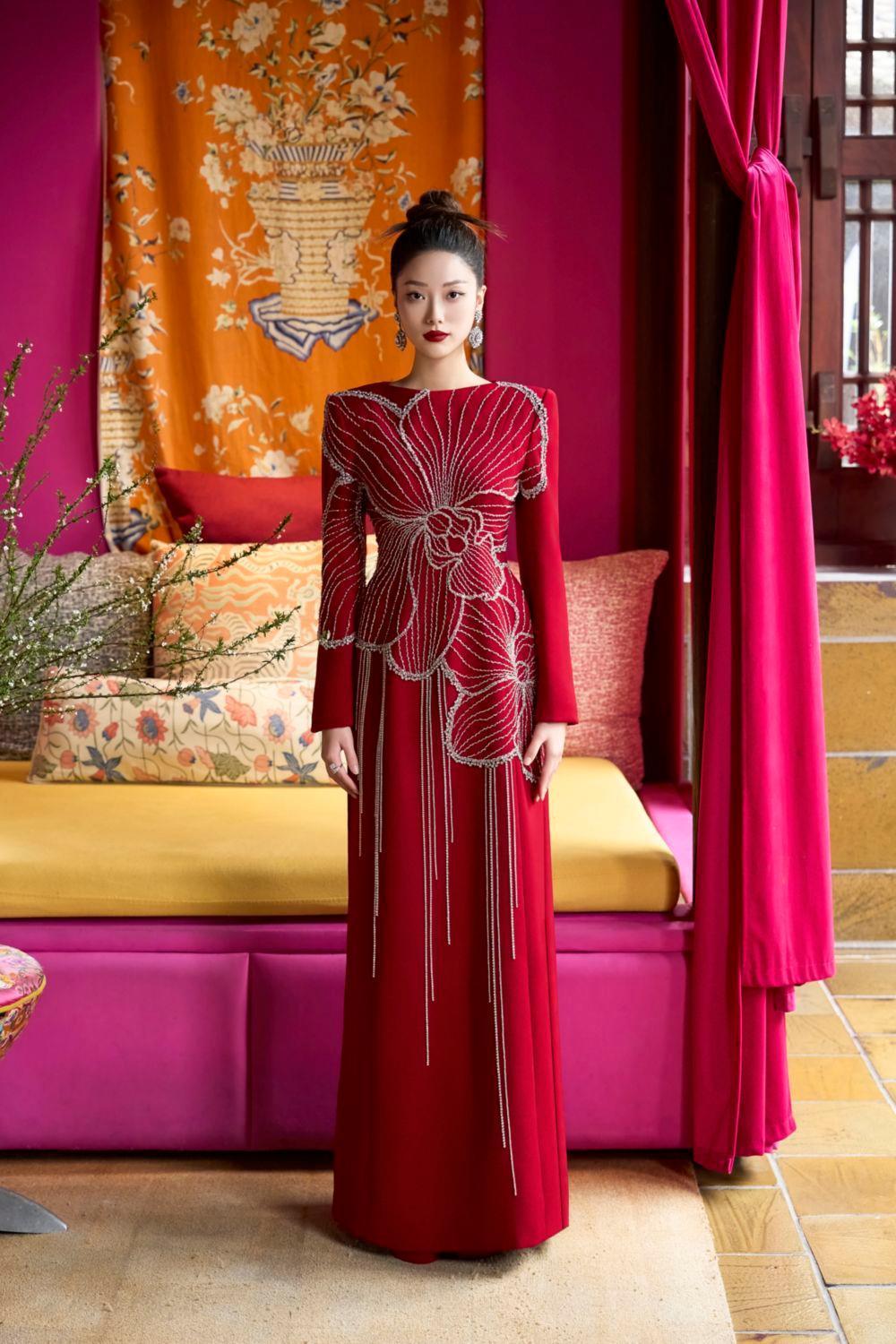 Brillia Sheath Stone Velvet Satin Floor Length Ao Dai - MEAN BLVD