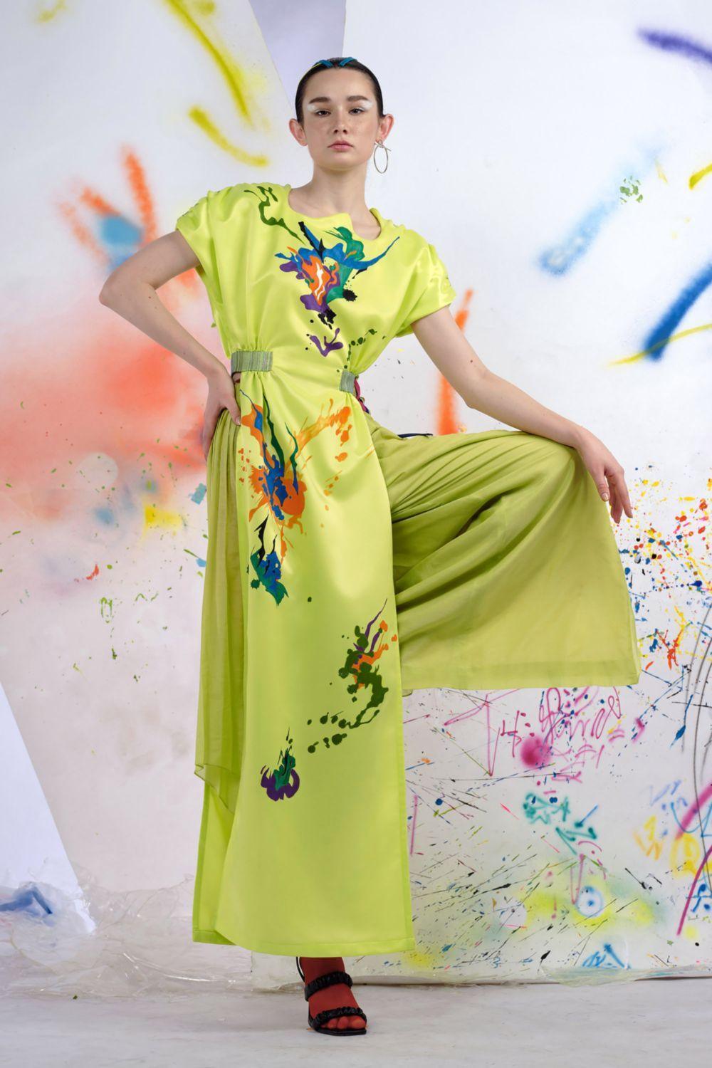 Brilliant A-line Curved Neck Duchess Satin Ao Dai - MEAN BLVD