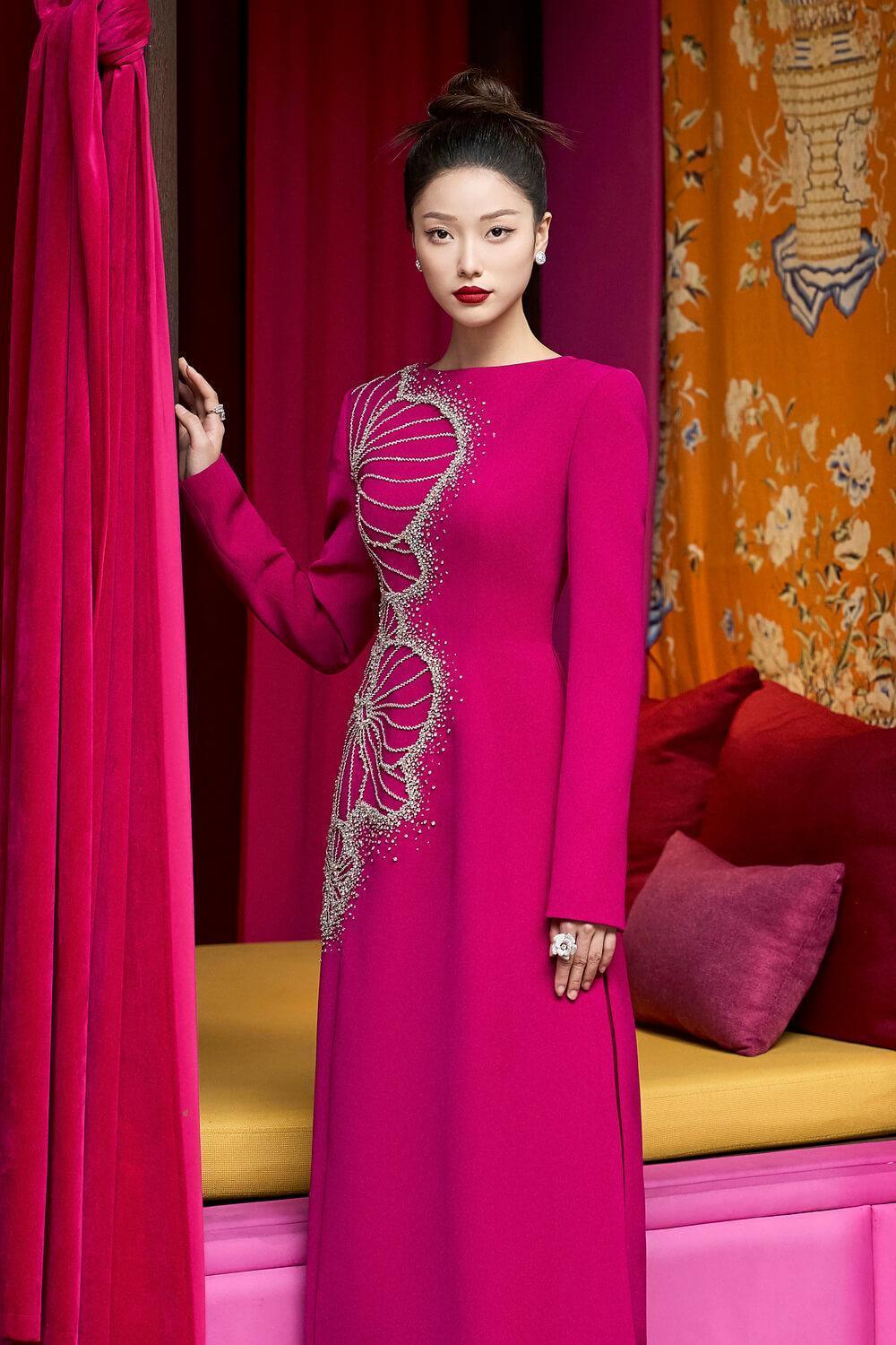 Brillz A-line Square Shoulder Velvet Satin Floor Length Ao Dai - MEAN BLVD