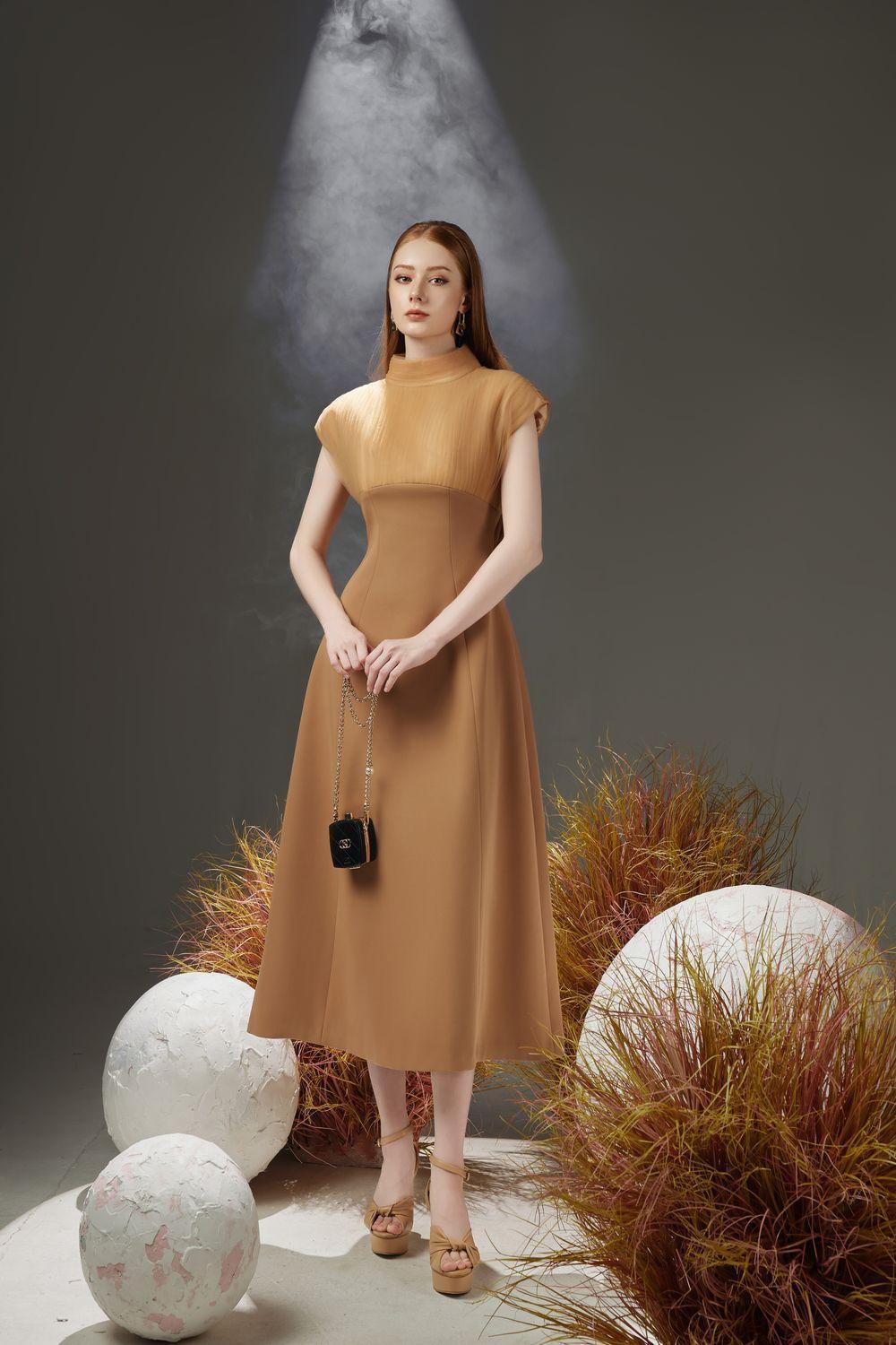 Women's Butler A-line Pleated Chest Taffeta Silk Midi Dress XS/S/M/L/XL Black/Pink/Brown MEAN BLVD M / Brown Women's Butler A-line Pleated Chest Taffeta Silk Midi Dress XS/S/M/L/XL Black/Pink/Brown MEAN BLVD M / Brown
