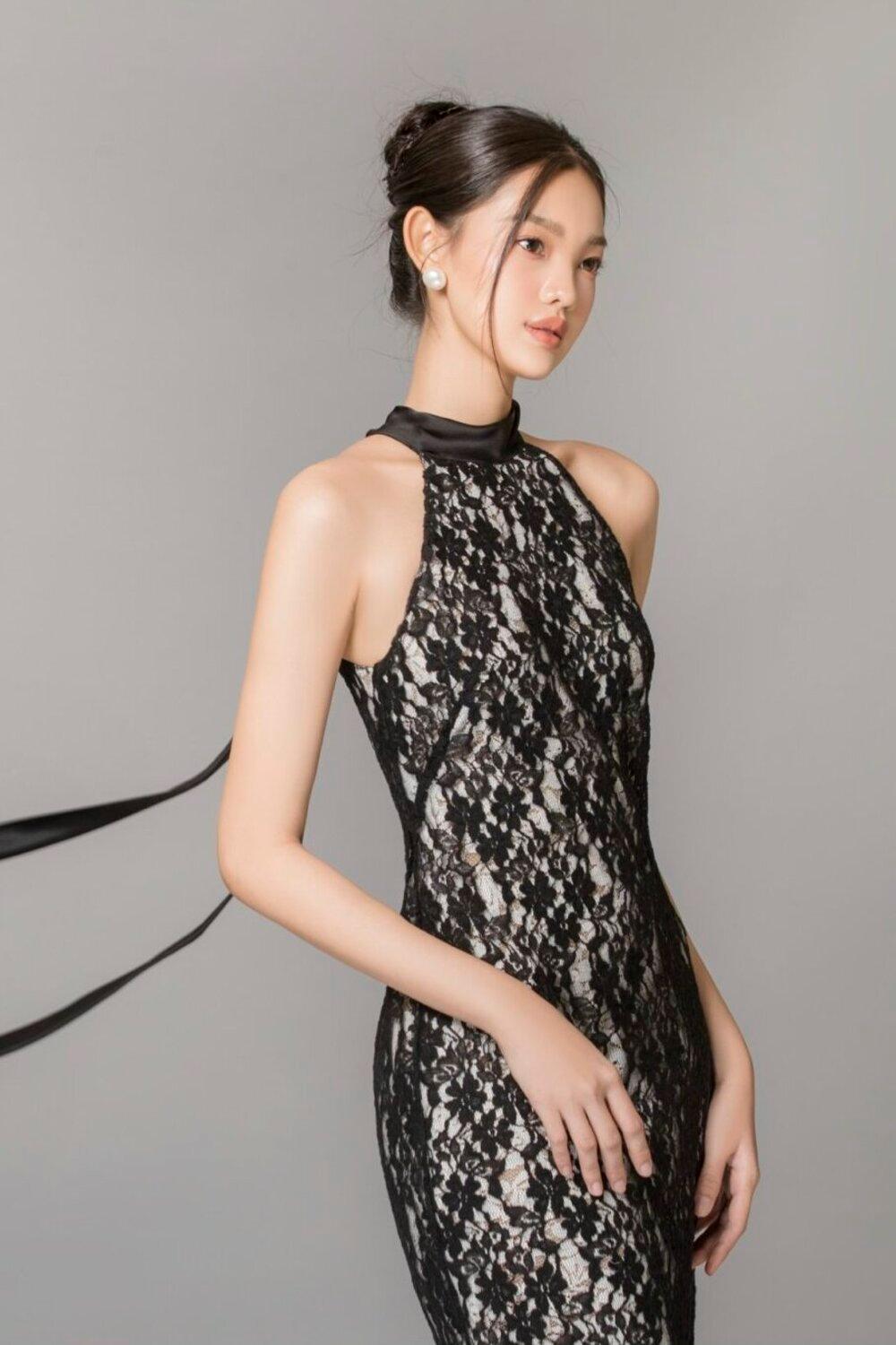 Carly Halter Scarf Neck Lace Ankle Length Dress - MEAN BLVD