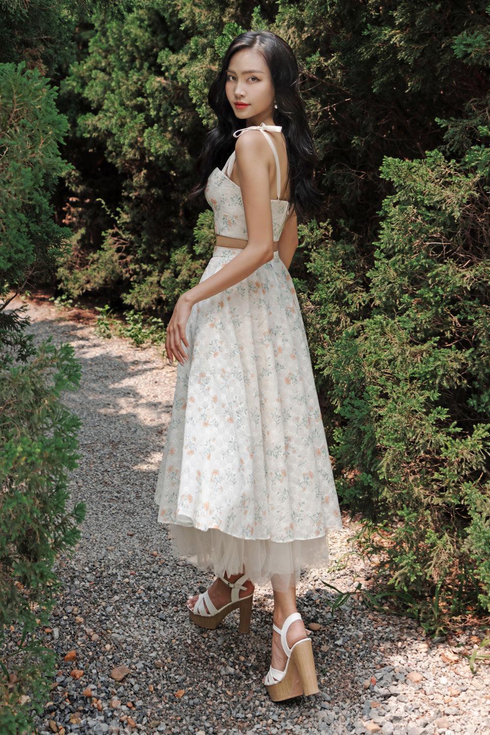 Carmen Bodycon Semi-Heart Neck Polyester Chiffon Crop Top - MEAN BLVD