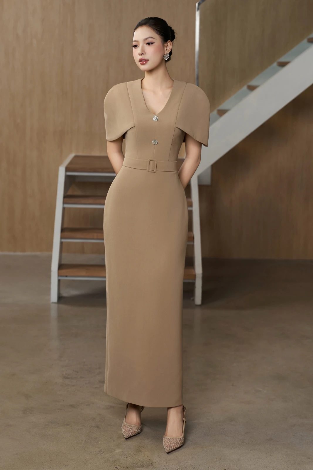 Catena Cape Sleeve Midi Dress - MEAN BLVD