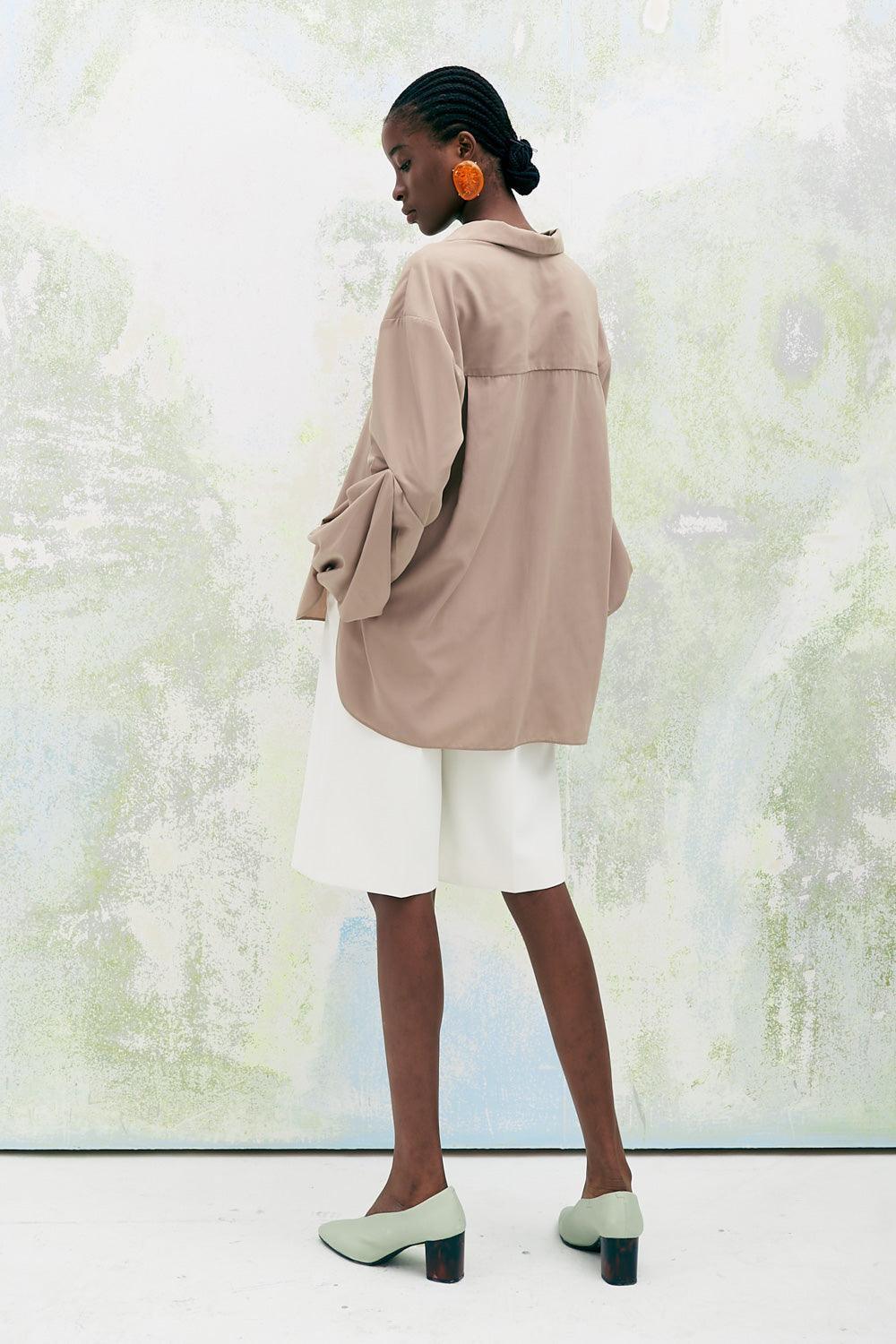 Chamomile Straight Collared Neck Poplin High-low Shirt - MEAN BLVD