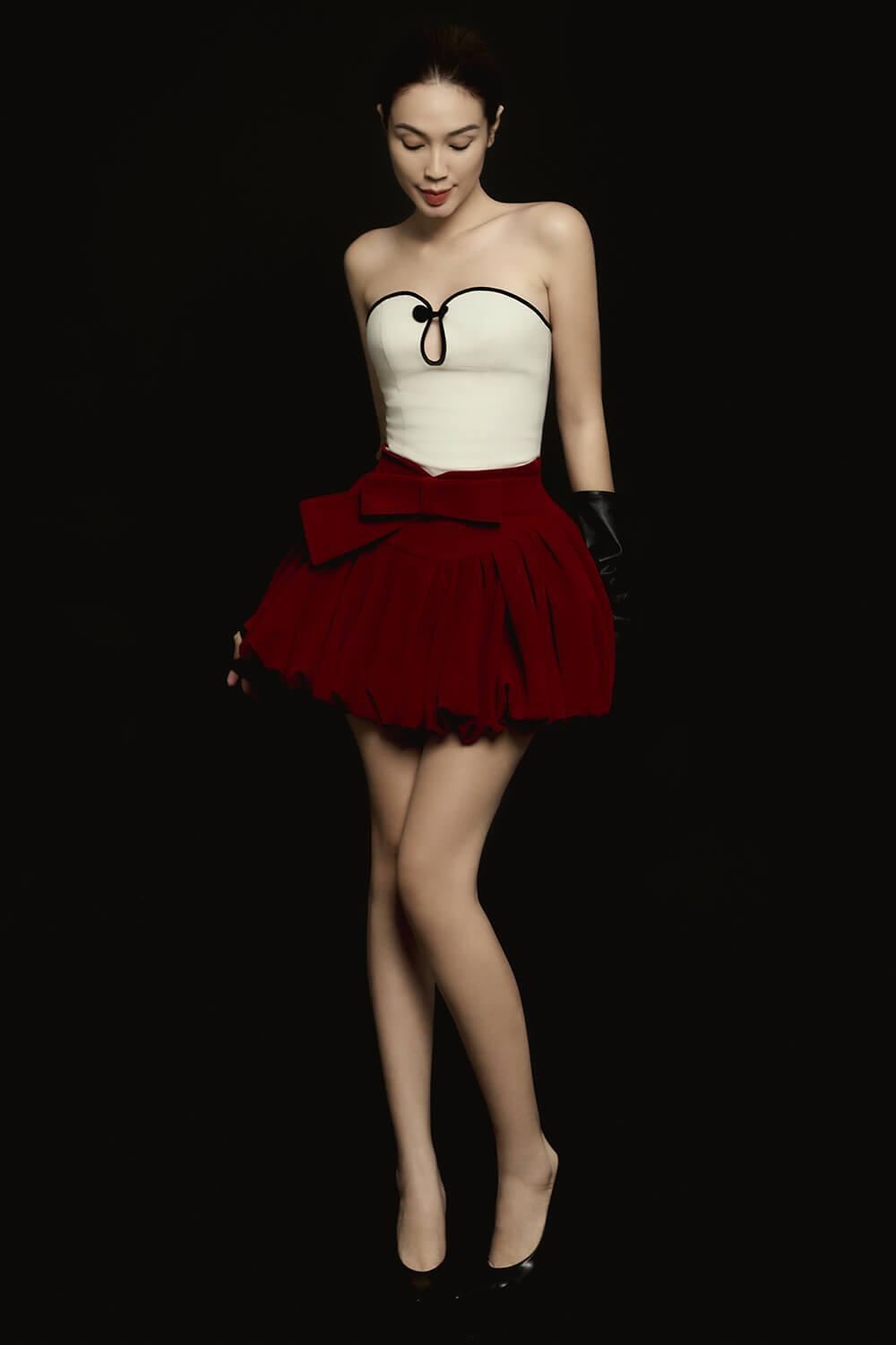 Chu Sa Balloon High Waist Velvet Mini Skirt