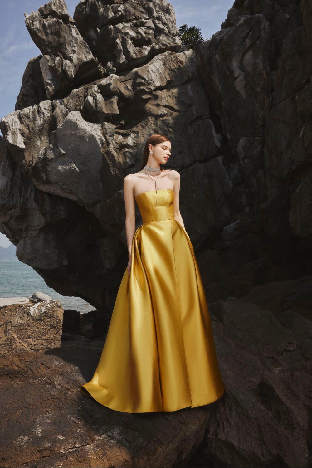 Clara Ball Gown Straight Across Neck Taffeta Maxi Dress - MEAN BLVD