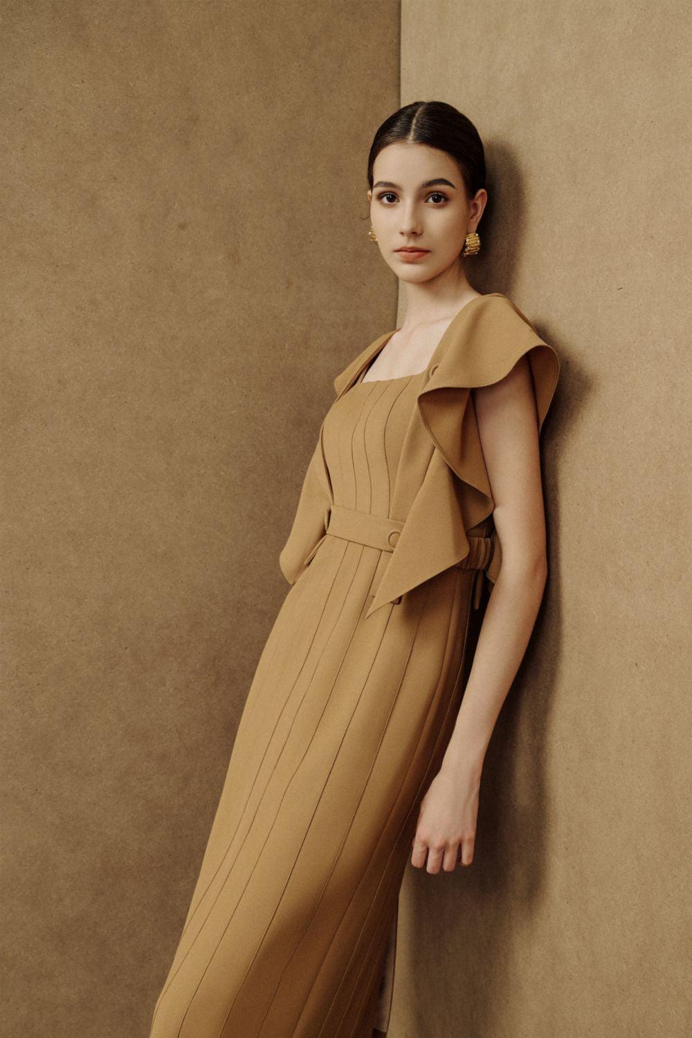 Coral Sheath Square Neck Crepe Midi Dress - MEAN BLVD
