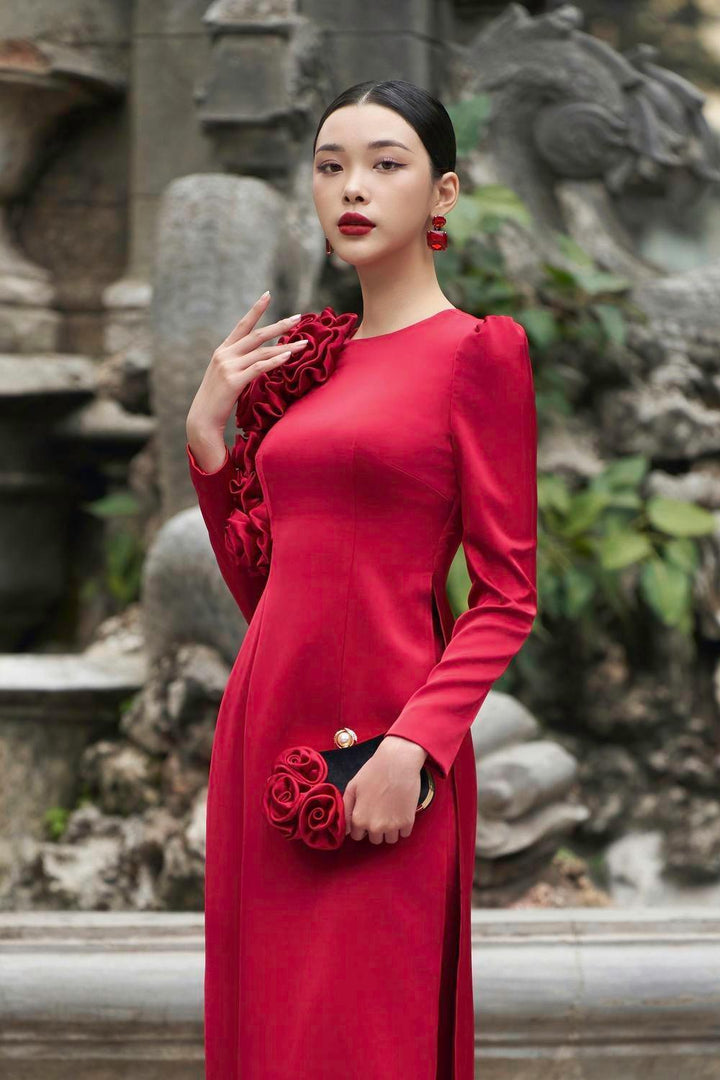 Coutura Sheath Flower Applique Silk Floor Length Ao Dai - MEAN BLVD