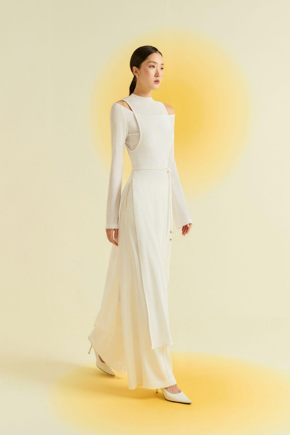 Diep Sheath Cold Shoulder Sleeved Wool Calf Length Ao Dai - MEAN BLVD